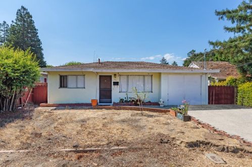 83 Centre St, Mountain View, CA 94041-2358