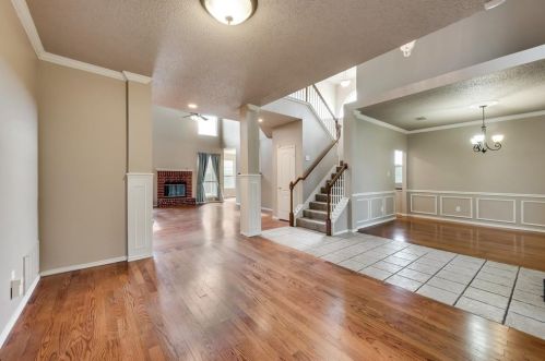 5700 Trinity Ln, Fort Worth TX  76137-5547 exterior