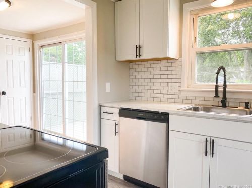 62 Plum Orchard Rd, Southington CT  06489-3716 exterior