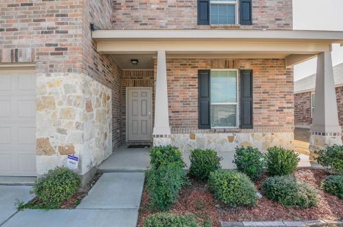 513 Mesa View Trl, Fort Worth, TX 76131