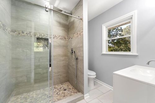 2763 Baker Ridge Dr, Atlanta GA  30318-7258 exterior