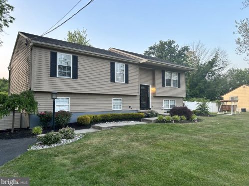 241 Cedar Ave, Blenheim, NJ 08012-4055