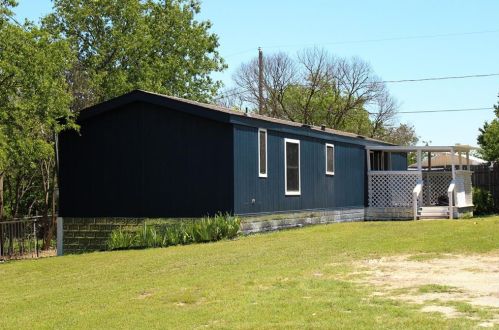 6738 Bridle Bit Trl, Fort Worth, TX 76135-9665