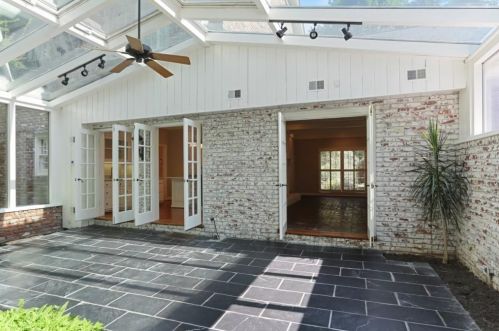 4300 Elizabeth Ln, Atlanta GA  30339-5320 exterior
