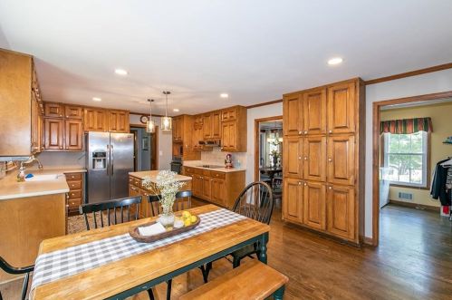 2604 Bridgewood Ln, Lithonia, GA 30078-6733