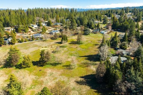 3087 Camino Ct, Snowline Camp, CA 95709-9511
