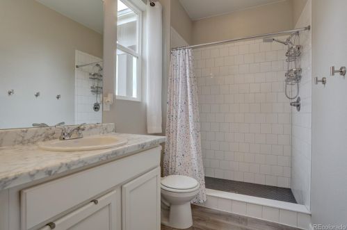 27904 9 Dr, Aurora CO 80018 exterior