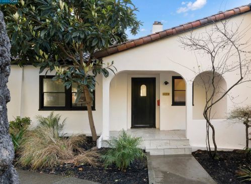 1094 Keith Ave, Berkeley, CA 94708-1634