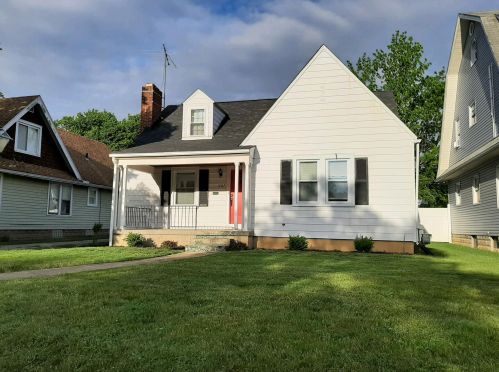 1782 Center Blvd, Springfield, OH 45506-3154