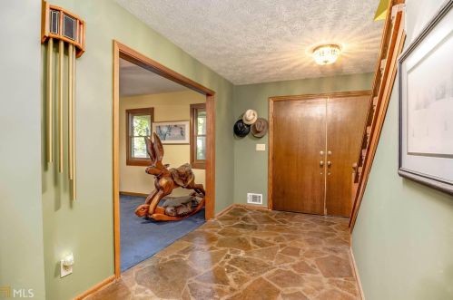 3890 Sundowner Ct, Conyers GA  30094-3870 exterior