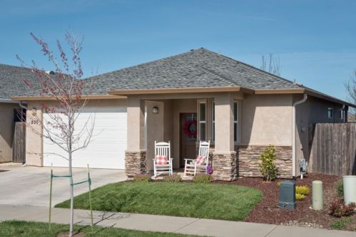 200 Degarmo Dr, Chico, CA 95973-8012