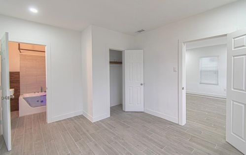 2735 Grafton Ave, Dallas TX  75211-5711 exterior