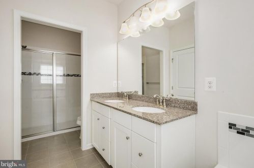 1605 Regent Manor Ct, Silver Spring MD 20904-2270 exterior