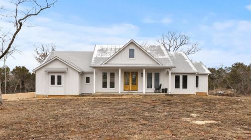 2005 Ridge Rd, Bonne Terre, MO 63628-8648