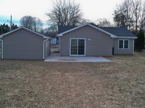 21 Apple St, Wallingford CT  06492-2903 exterior