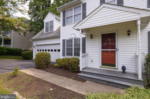 27 Rubins Walk, Fredericksburg, VA 22405-2881
