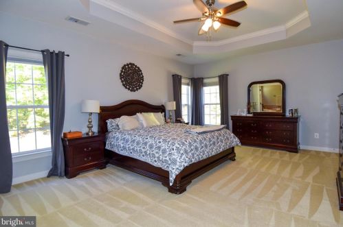 16534 Louisville Pl, Woodbridge VA  22191-4452 exterior
