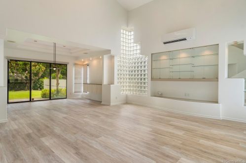 859 Hao St, Honolulu HI  96821-1620 exterior