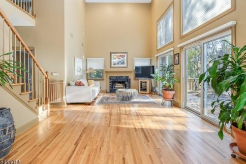 2 Appleman Way, Bridgewater, NJ 08807-3809