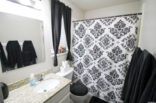 49 200, Smithfield UT 84335-2224 exterior