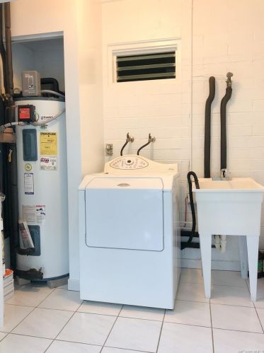 543 Pepeekeo Pl, Honolulu HI  96825-1121 exterior