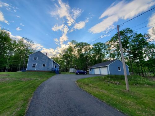 319 Pine Tree Rd, Litchfield, ME 04350-3810