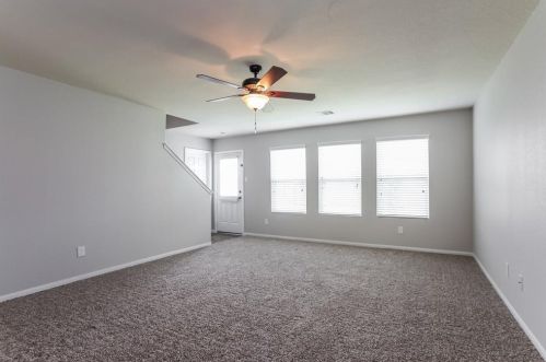 16762 Rail Dr, Conroe TX  77385-3780 exterior
