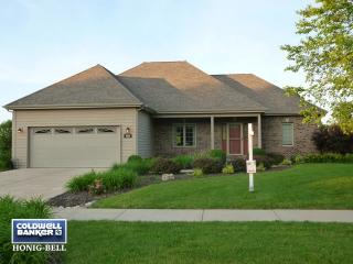 468 Poplar Dr, Plattville, IL 60560-9007