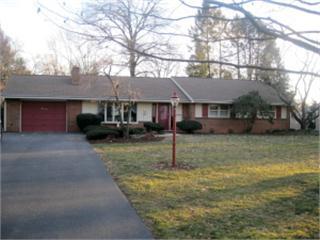 46 Glen Moore Cir, Lancaster, PA 17601-4024