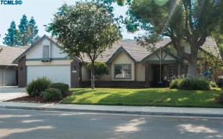 1844 Tommy Ct, Visalia, CA 93277-8619