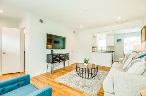 2420 Bernardo De Galvez Ave, Galveston, TX