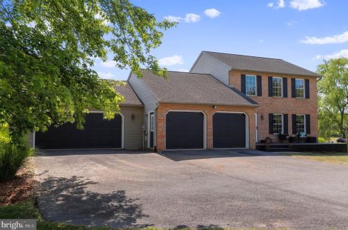 285 Michelle Dr, Hedgesville, WV 25427-5961