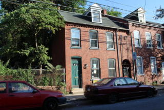 215 Howard Ave, Lancaster, PA 17602-4207