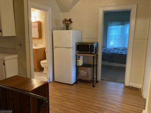 1 Woodlawn Ter, Dover NJ  07869-4172 exterior