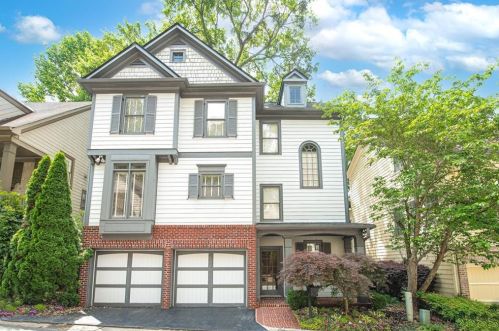 1371 Edmund Ct, Atlanta GA  30306-2236 exterior