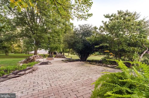 1122 Duncan Rd, Harpers Ferry WV 25425-5350 exterior