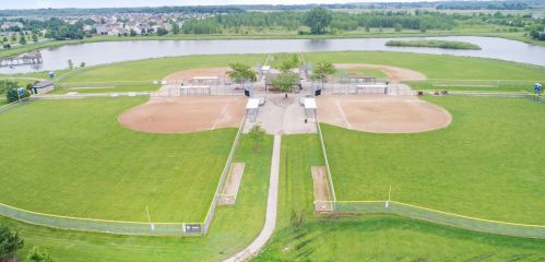 1088 Birchwood Dr, Pingree Grove IL  60140-9107 exterior