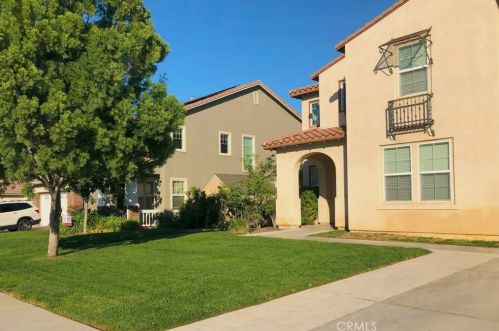 8268 Yarrow Ln, Riverside CA  92508-3537 exterior