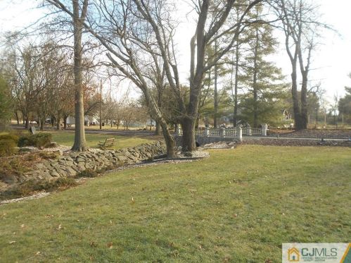 173 Butler Rd, Princeton NJ  08540-8504 exterior