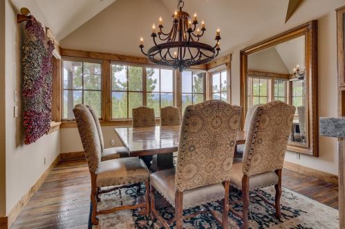 240 Laura Knight, Truckee CA  exterior