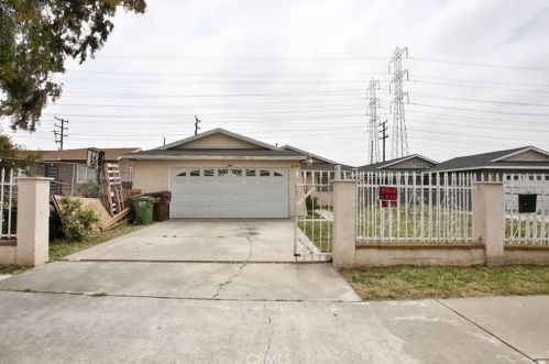 2816 Billings St, Compton, CA 90220-3912