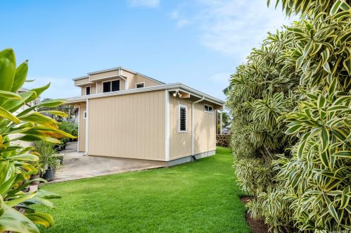 1714 Elua St, Honolulu HI  96819-3646 exterior