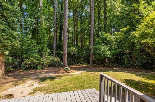 1385 Holly Ln, Atlanta GA  30329-3513 exterior