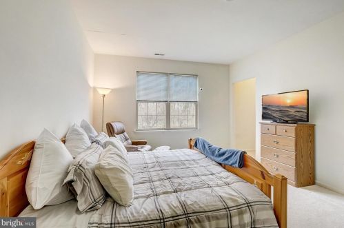 166 Copperfield Dr, Trenton NJ  08648-2583 exterior