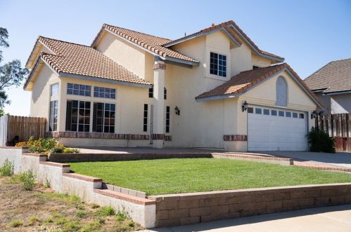 33621 View Crest Dr, Wildomar, CA 92595-8340
