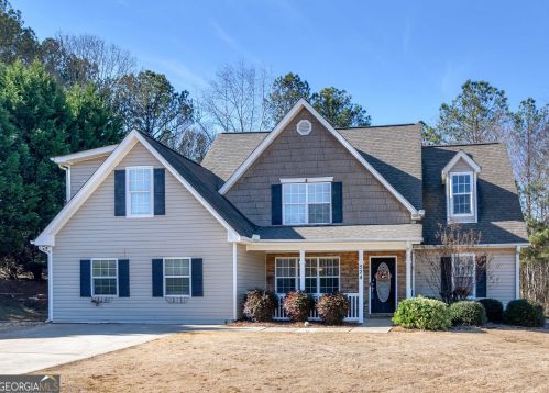 524 Brewer Dr, Locust Grove, GA 30248-2344