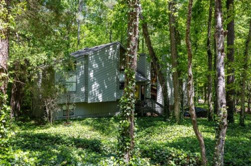 591 Willow Springs Ct, Marietta, GA 30068-4762