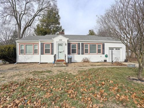 1108 Springfield Ave, Champaign IL  61820-5891 exterior