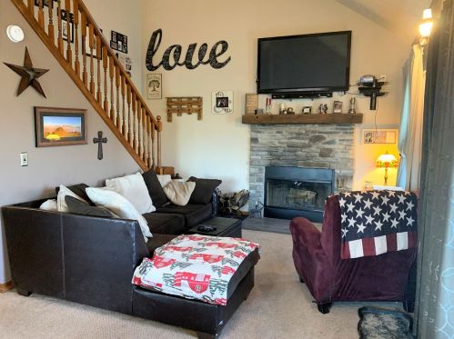 806 Bratton Ave, Marseilles, IL 61341-1390