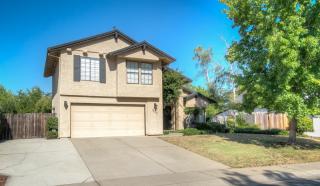 522 Armando Ave, Redding, CA 96003-9023